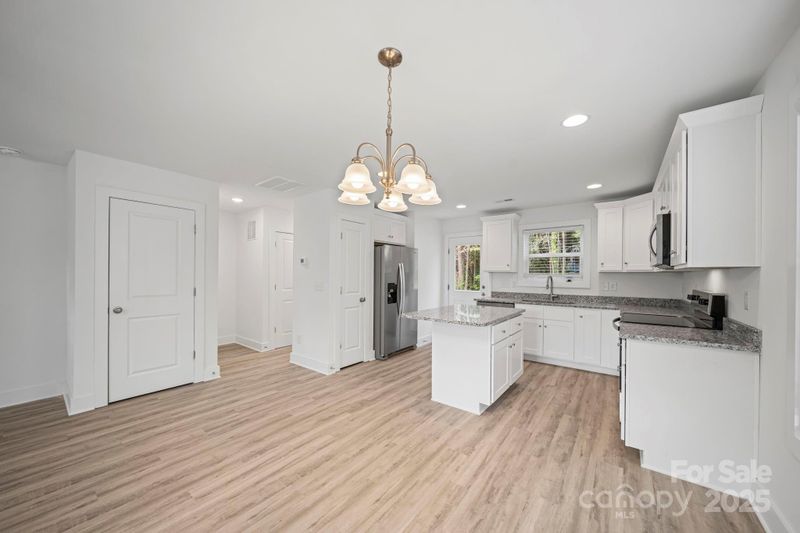 1013 Kansas St #B, Kannapolis, NC 28083