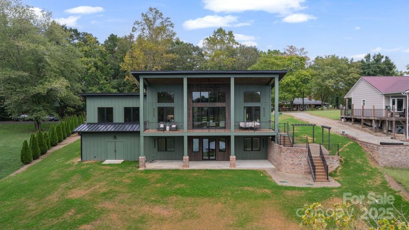 7067 Wateredge Dr, Sherrills Ford, NC 28673