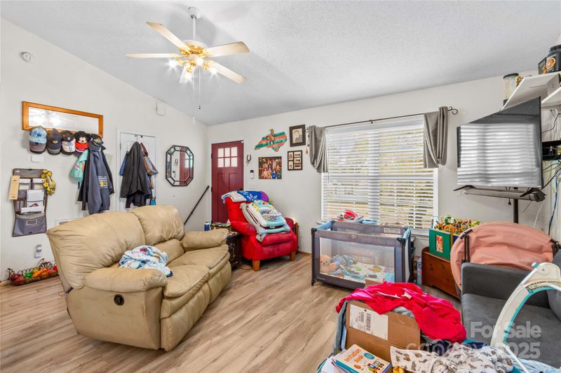 123 Garden St, Troutman, NC 28166