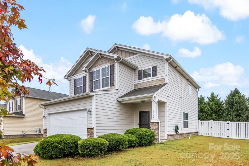 1014 Garden Web Rd, Indian Trail, NC 28079