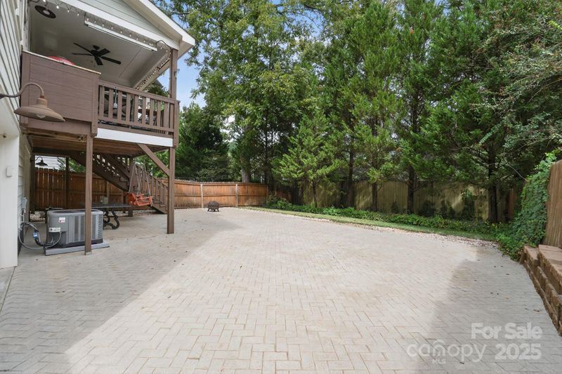 1833 Mimosa Ave, Charlotte, NC 28205