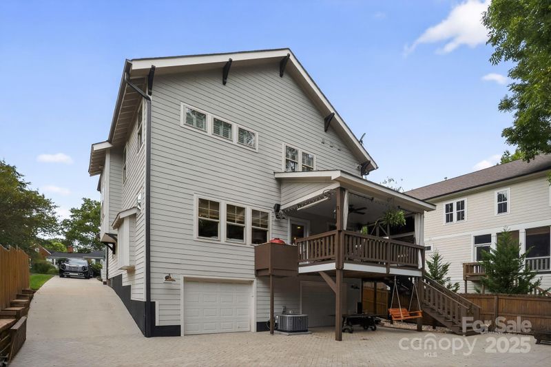 1833 Mimosa Ave, Charlotte, NC 28205