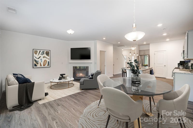 558 Dulaney Dr, Tega Cay, SC 29708