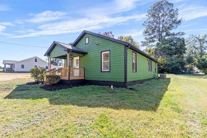 108 E Main St, Belmont, NC 28012