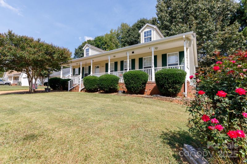 2317 Kestrel Dr, Rock Hill, SC 29732