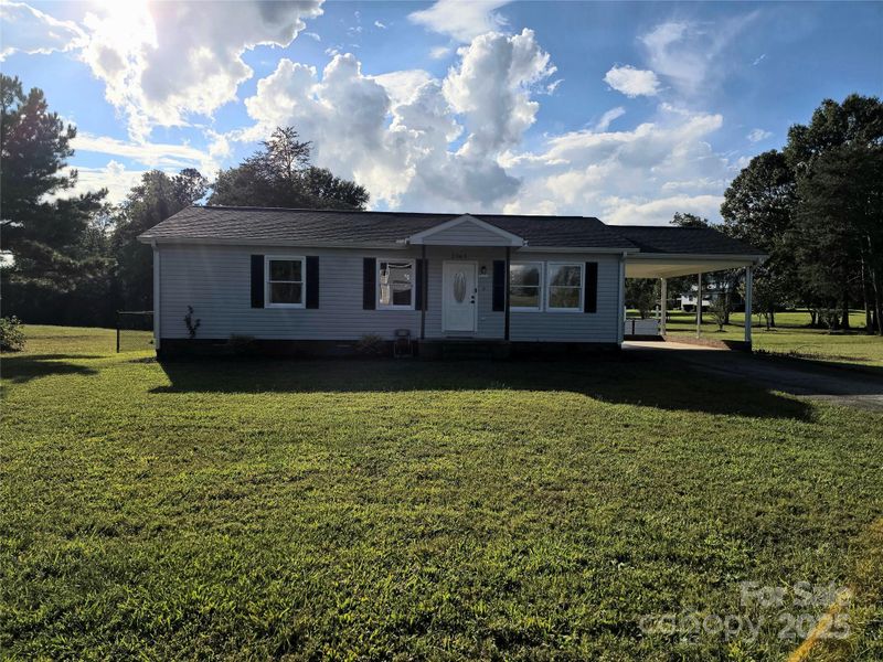2363 Edna St, Catawba, NC 28609