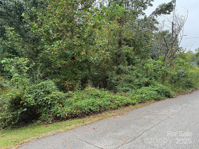 214 Nottingham Dr, York, SC 29745