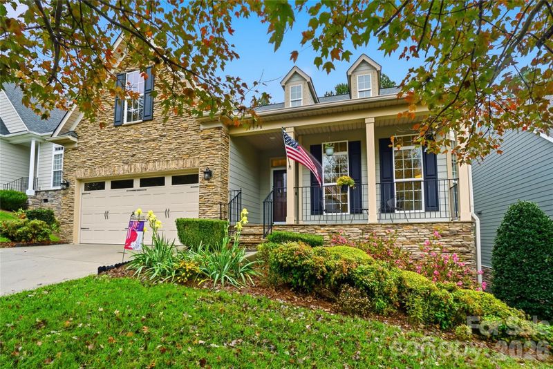 1376 Winged Foot Dr, Denver, NC 28037