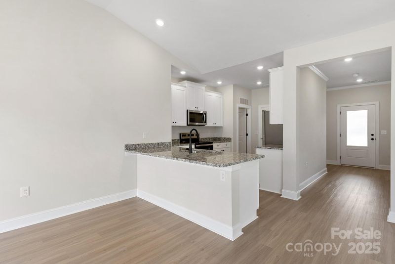 4020 Bolo Dr, Charlotte, NC 28215