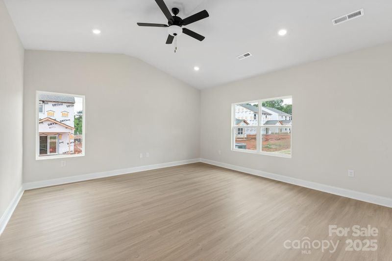 4020 Bolo Dr, Charlotte, NC 28215