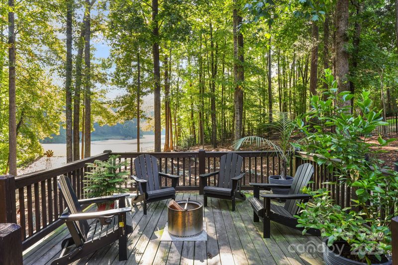 13428 Scanlan Way, Davidson, NC 28036