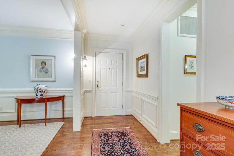 956 Queens Rd #956, Charlotte, NC 28207