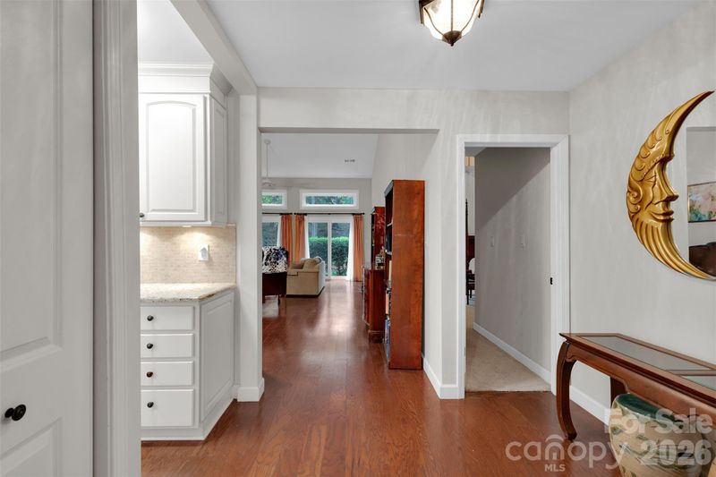 36 Old Post Rd, Lake Wylie, SC 29710