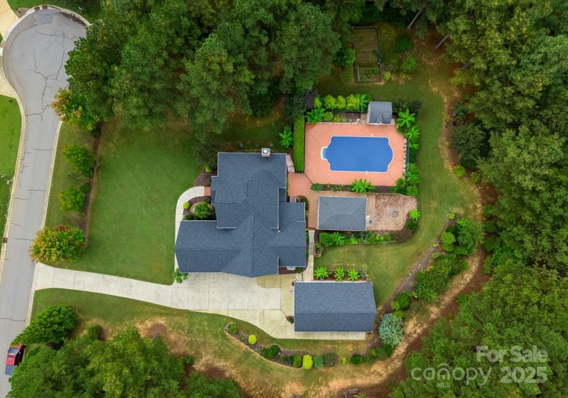 7133 Gildhall Ct, Denver, NC 28037