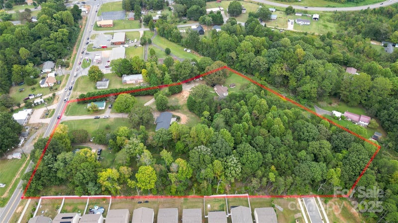 2209 Charlotte Hw, Mooresville, NC 28117