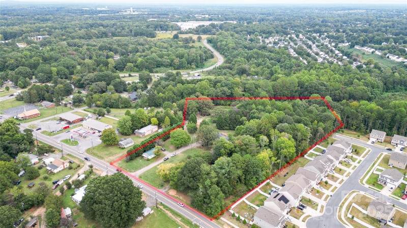 2209 Charlotte Hw, Mooresville, NC 28117