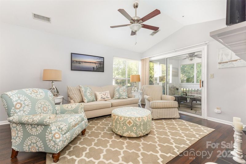 765 Southwest Dr, Davidson, NC 28036