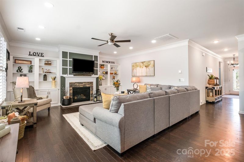 5351 Pembrey Dr, Denver, NC 28037
