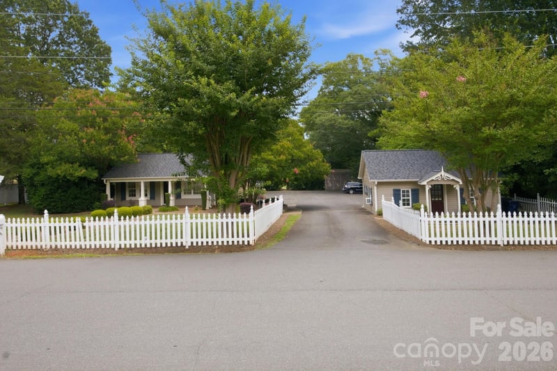 19428 Zion Ave, Cornelius, NC 28031