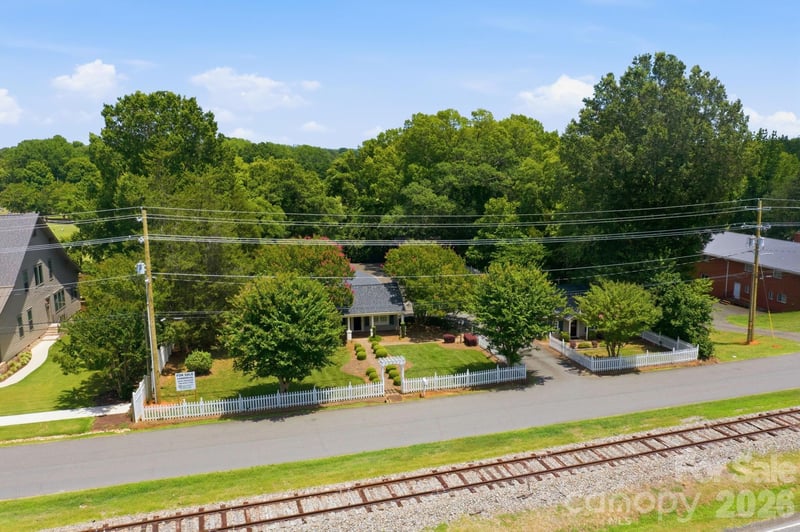 19428 Zion Ave, Cornelius, NC 28031