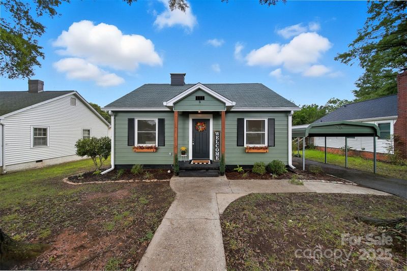 814 2nd Ave SW, Conover, NC 28613