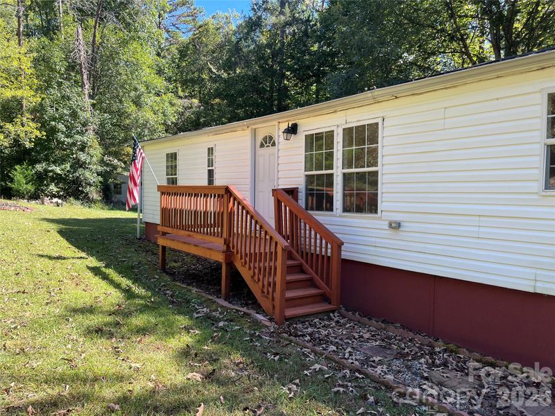 1785 Doe Ct, Iron Station, NC 28080