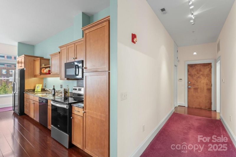 1700 Camden Rd, Charlotte, NC 28203