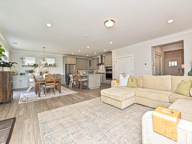 4025 Belle Landing Rd, Charlotte, NC 28270