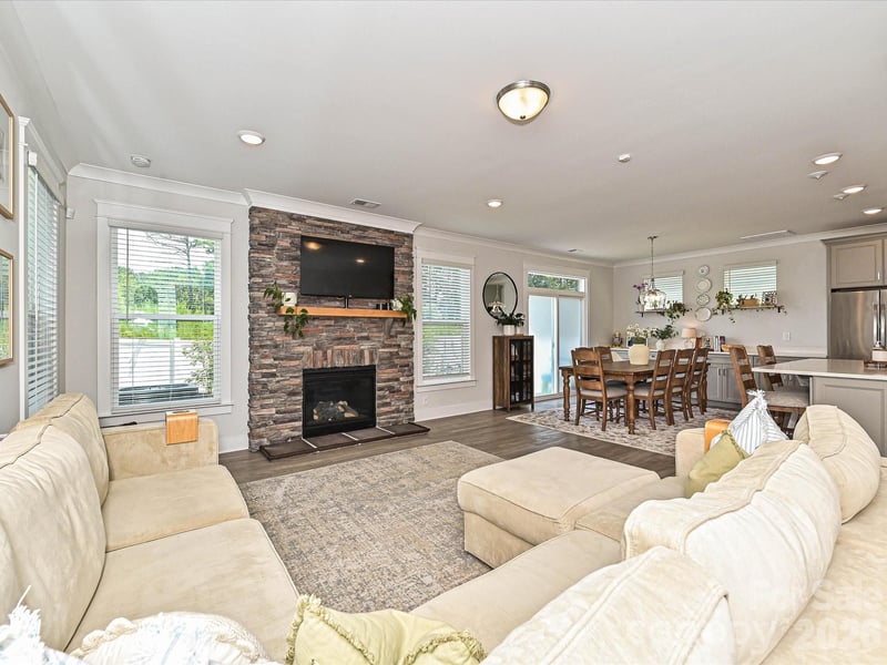 4025 Belle Landing Rd, Charlotte, NC 28270