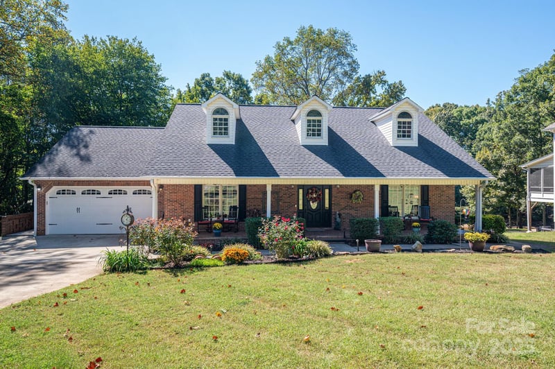 8369 Slate St, Terrell, NC 28682