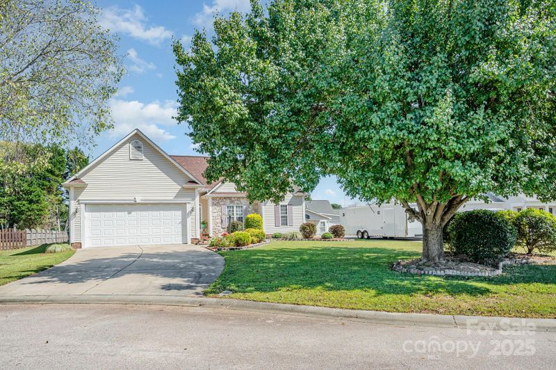 3709 Bentley Pl SW, Concord, NC 28027
