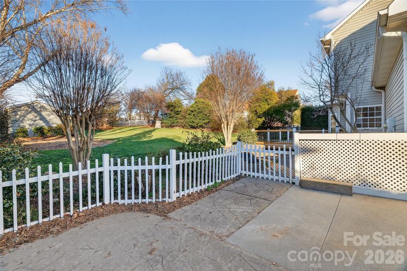 6525 Derby Ln NW, Concord, NC 28027