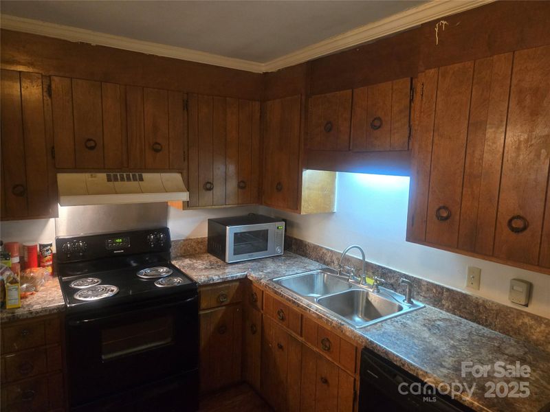 4329 Stepping Stone Dr, Charlotte, NC 28215