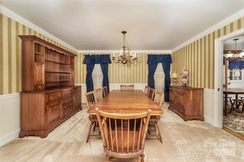 4426 Deepwood Dr, Charlotte, NC 28226