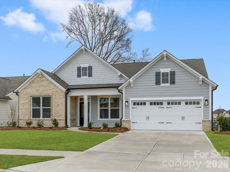 3245 Vermillion Dr, Harrisburg, NC 28075