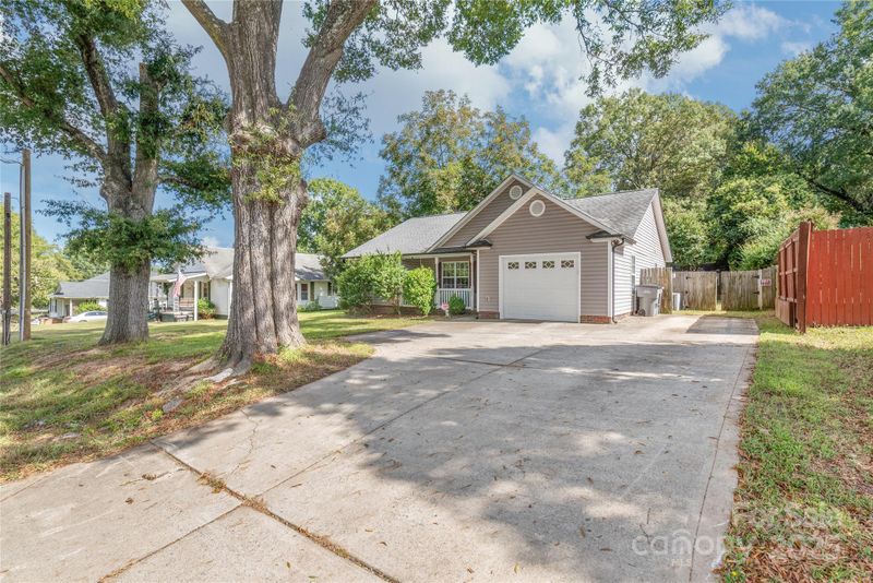 608 Fairview St, Kannapolis, NC 28083