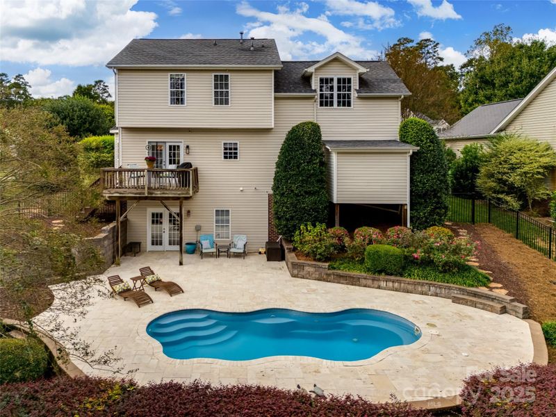 104 Lighthouse Rd, Mount Holly, NC 28120