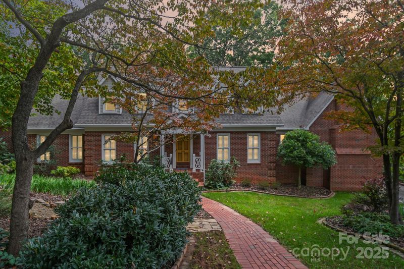 204 Keyhole Ct, Cramerton, NC 28032
