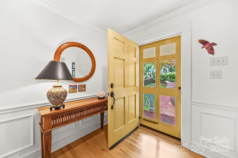 204 Keyhole Ct, Cramerton, NC 28032