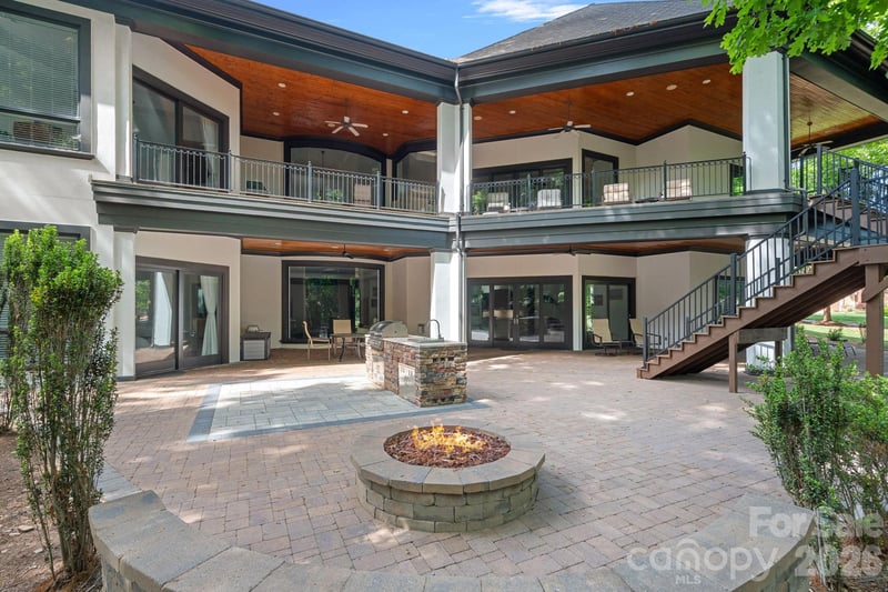 106 Lightship Dr, Mooresville, NC 28117