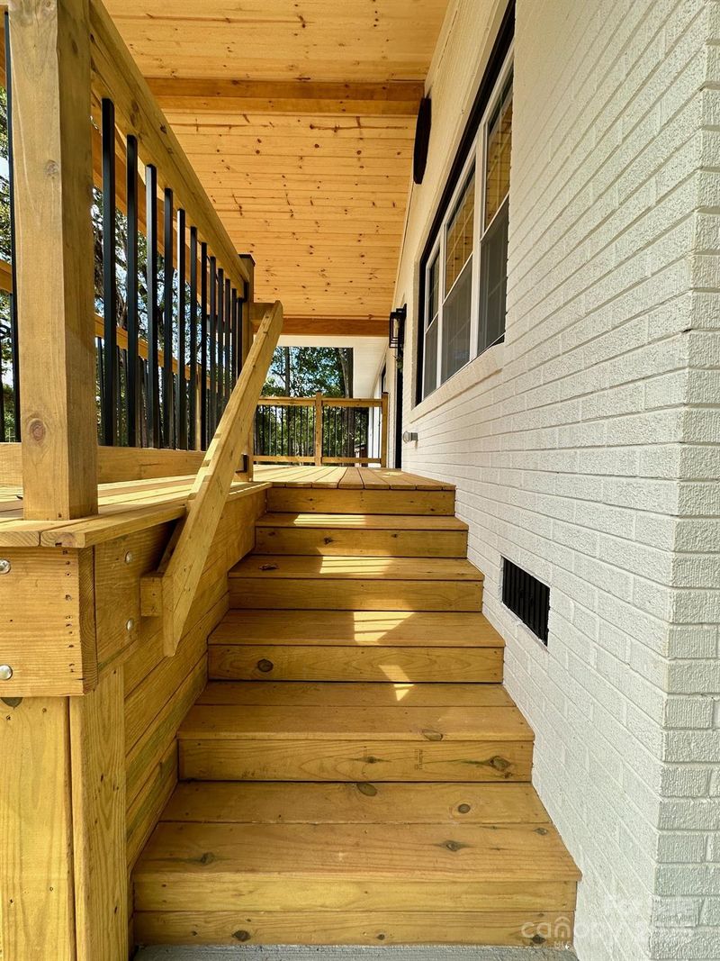 1110 W Edgemont Dr, Lancaster, SC 29720