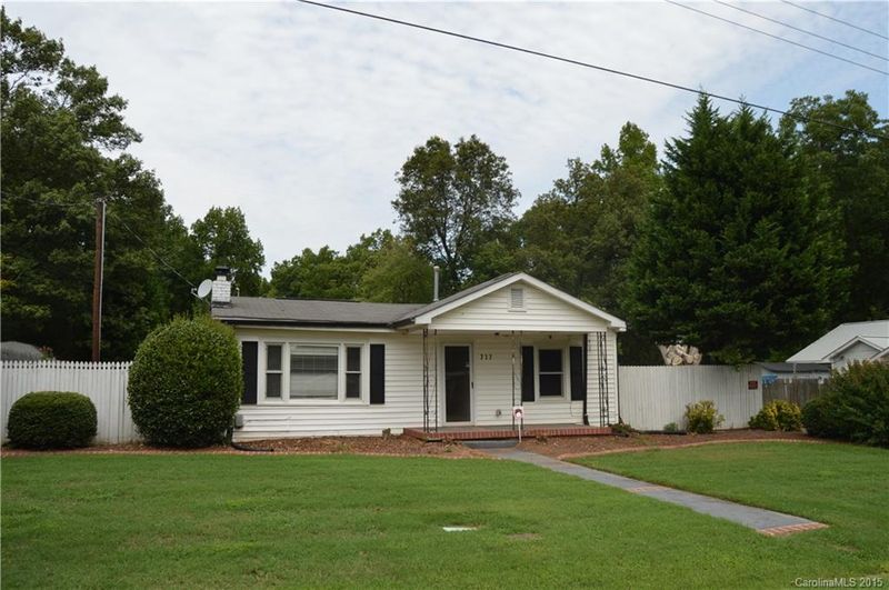 717 Martha Ave, Lowell, NC 28098