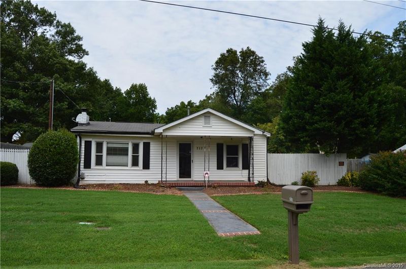 717 Martha Ave, Lowell, NC 28098