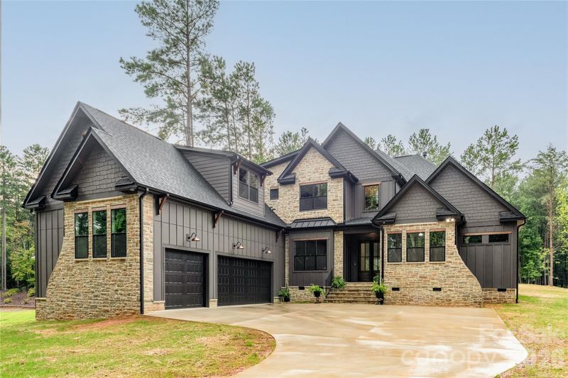 4488 Mirror Lake Dr, Catawba, NC 28609