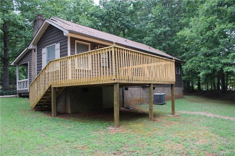 121 Bud Ballard Ln, Dallas, NC 28034