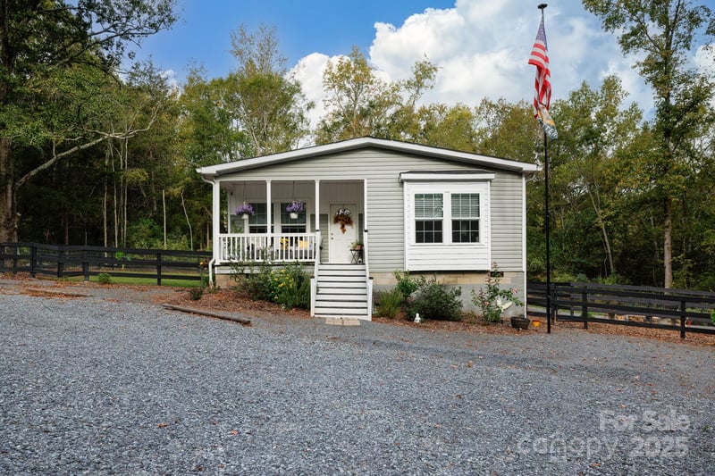 4575 Cureton Ferry Rd, Catawba, SC 29704