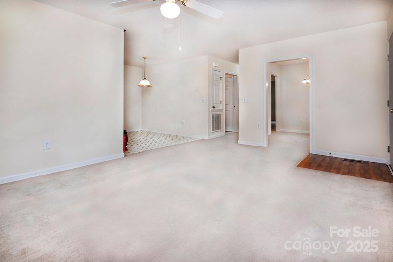 1327 Hidden Valley Dr, Concord, NC 28027