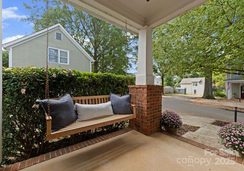 310 Magnolia St, Davidson, NC 28036