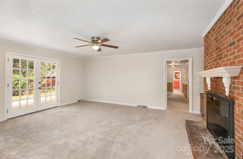 211 Ridgewood Dr, Monroe, NC 28112