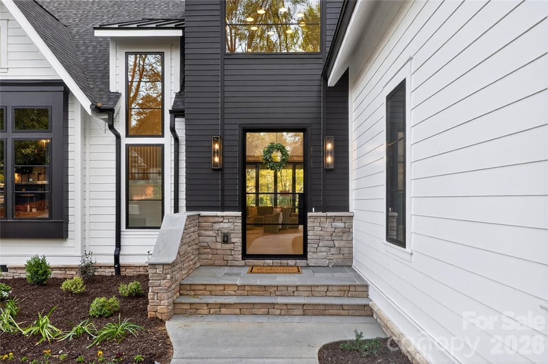 1209 Meadowood Ln, Charlotte, NC 28211